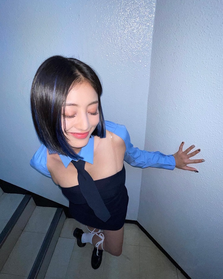 ジヒョ 胸 おっぱい 乳輪 インスタ エロ TWICE