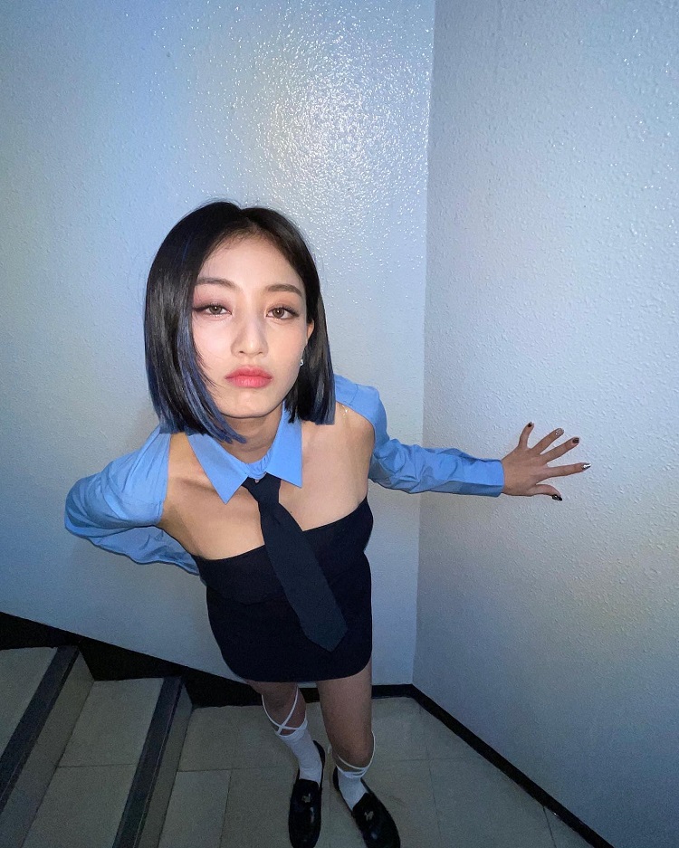ジヒョ 胸 おっぱい 乳輪 インスタ エロ TWICE