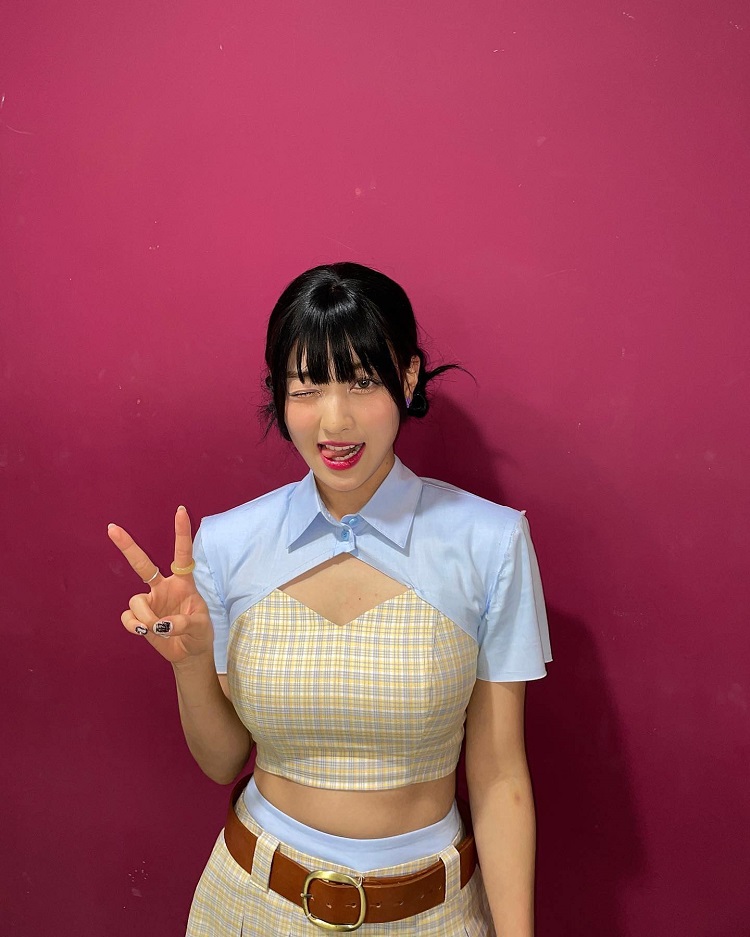 ジヒョ 胸 おっぱい 乳輪 インスタ エロ TWICE