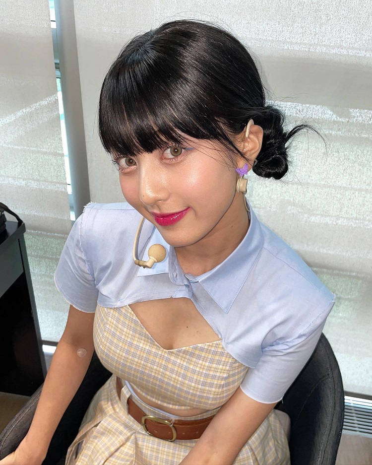 ジヒョ 胸 おっぱい 乳輪 インスタ エロ TWICE