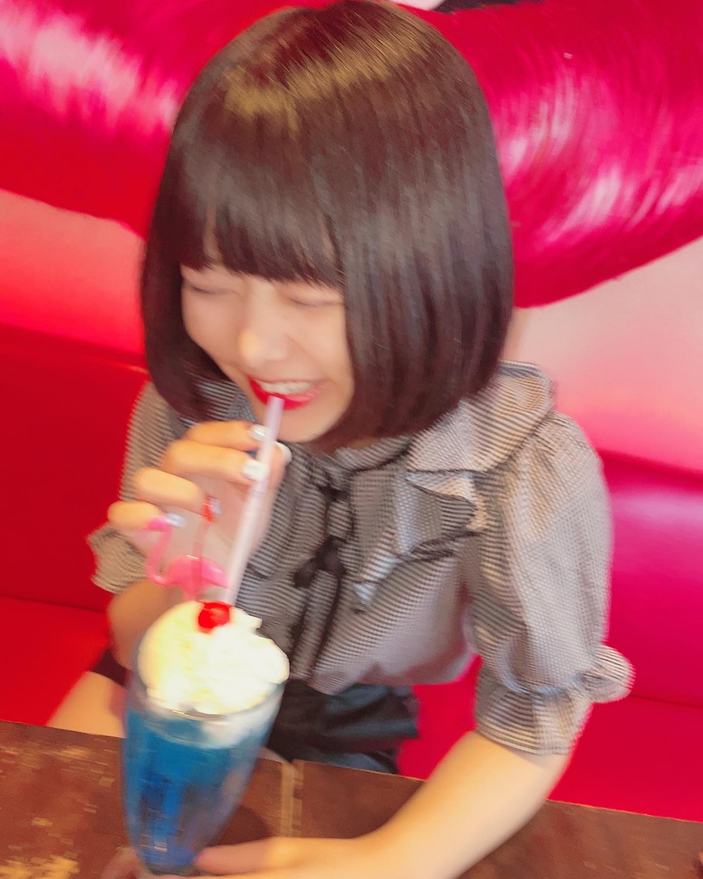 ちなぷぷ 高田ちなつ 胸 巨乳 おっぱい エロ TikToker インスタ 整形 限界酒飲み大学生系