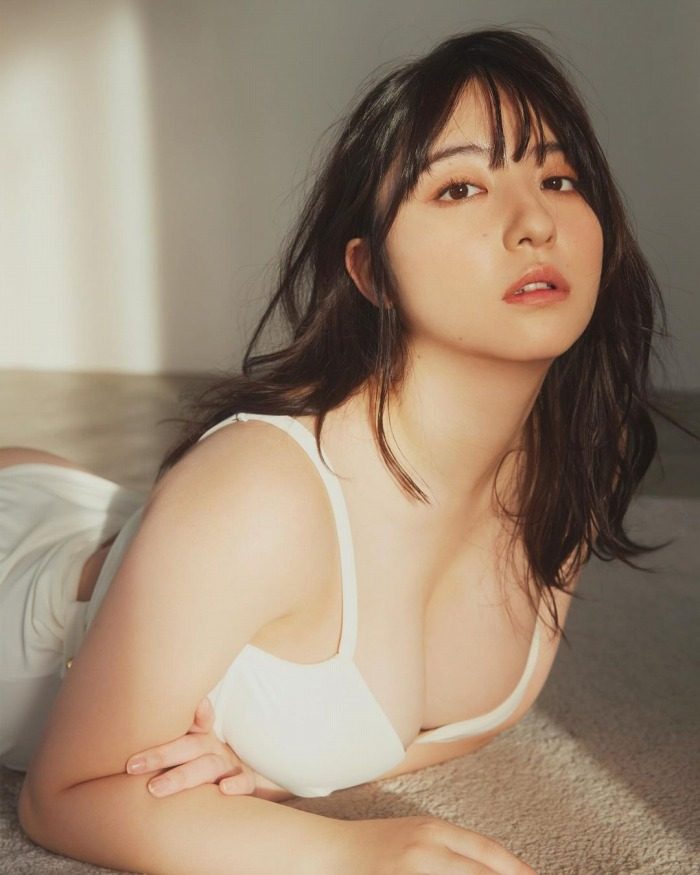 麻倉瑞季 胸 巨乳 おっぱい グラビア エロ Iカップ インスタ