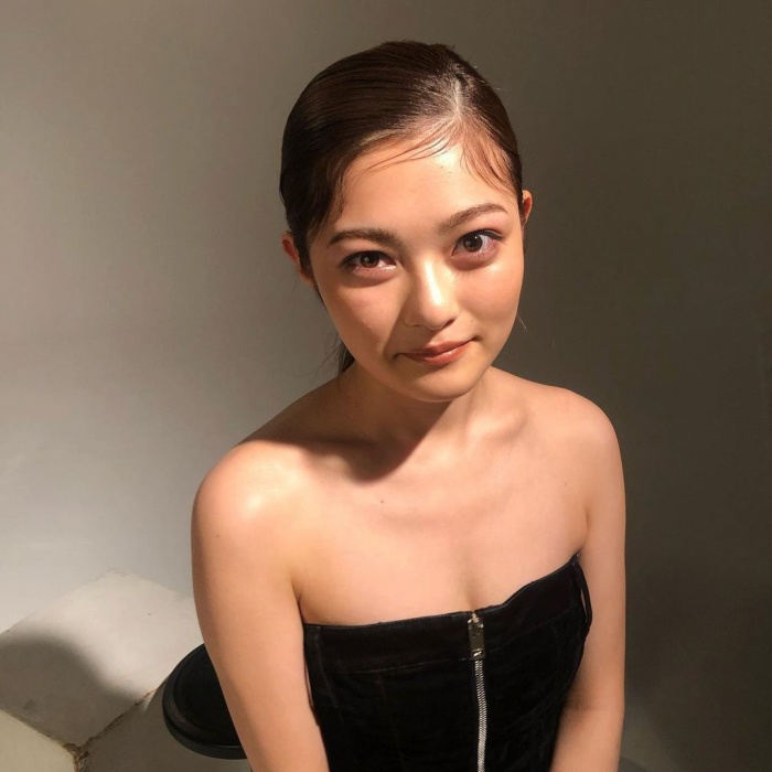 井上咲楽 巨乳 おっぱい 胸 グラビア エロ 乳首 写真集