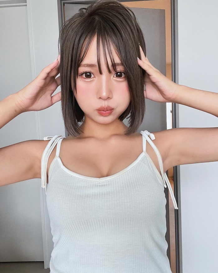 ばんばんざいるな 水着 グラビア 写真集 胸 おっぱい 巨乳 エロ 森元流那 インスタ