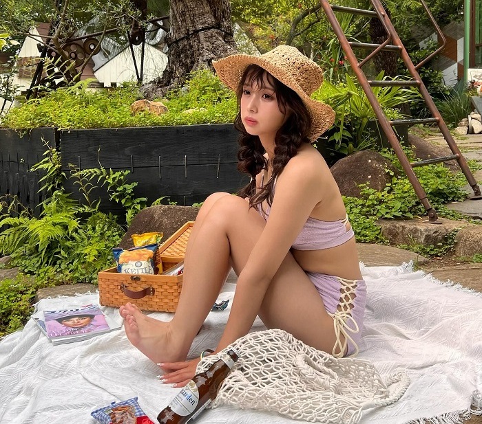 ばんばんざいるな 水着 グラビア 写真集 胸 おっぱい 巨乳 エロ 森元流那 インスタ