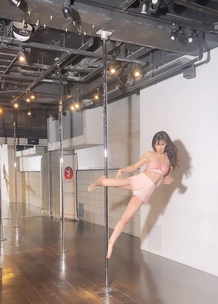 熊田曜子 ポールダンス