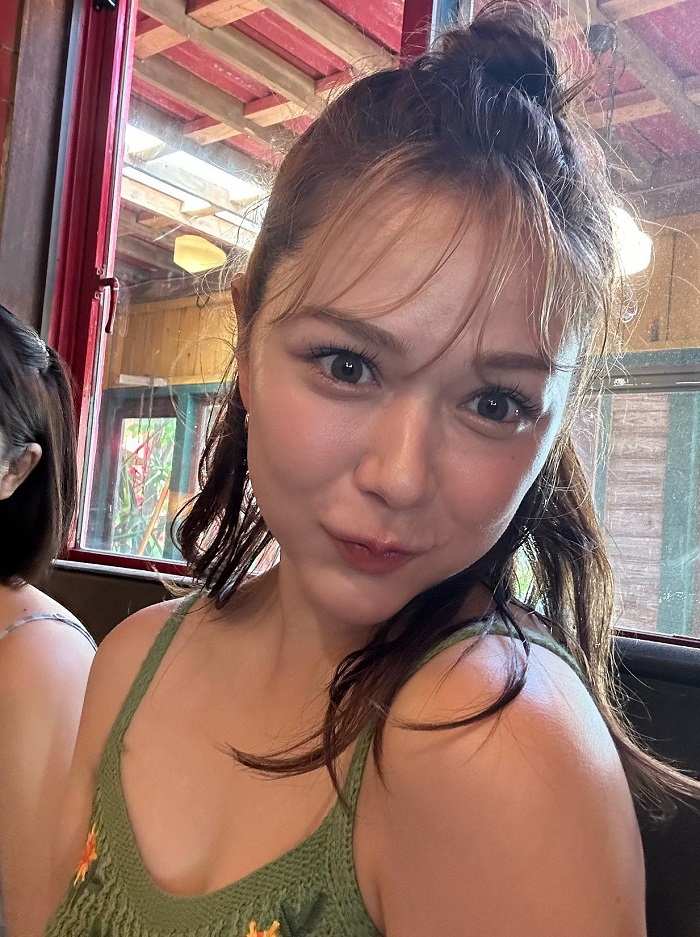 村重杏奈 胸 おっぱい 巨乳 谷間 尻 エロ グラビア 写真集 ノーブラ トップレス ヌード 乳首 水着 ビキニ 下着 ランジェリー インスタ