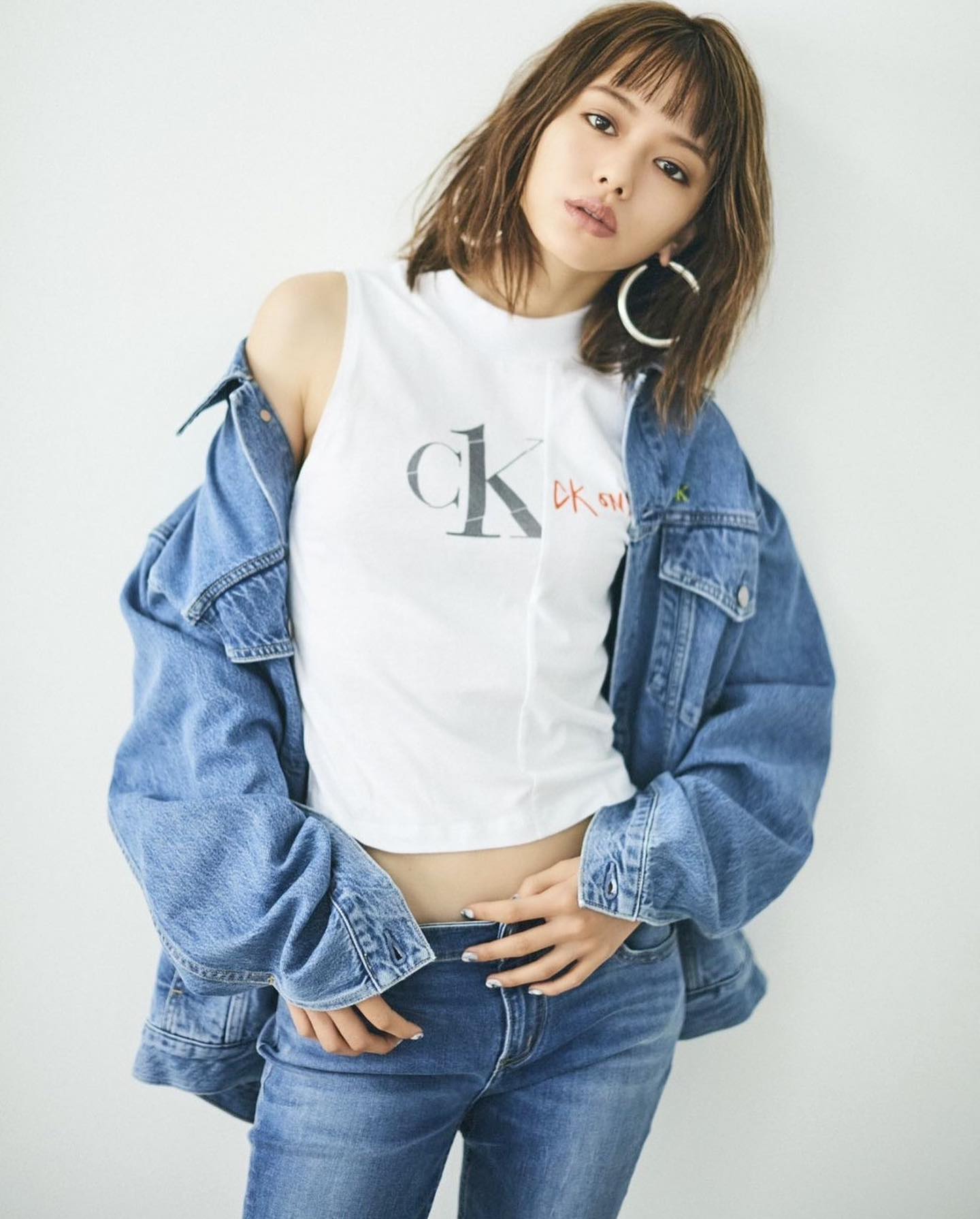 山本舞香 胸 おっぱい グラビア エロ