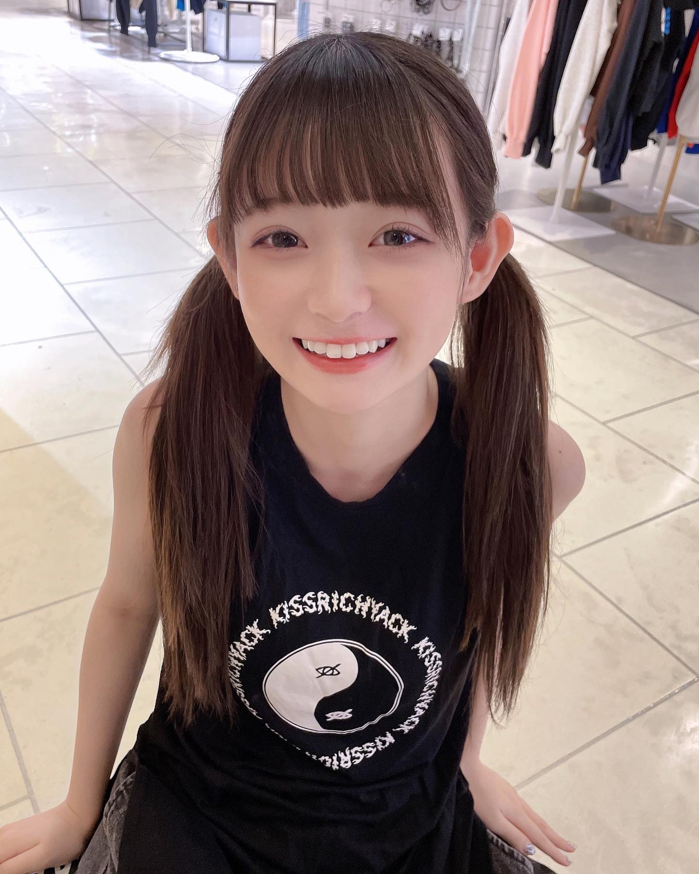 まいきち 胸 巨乳 おっぱい グラビア エロ