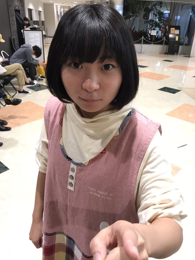 アンゴラ 村長 アイコラ