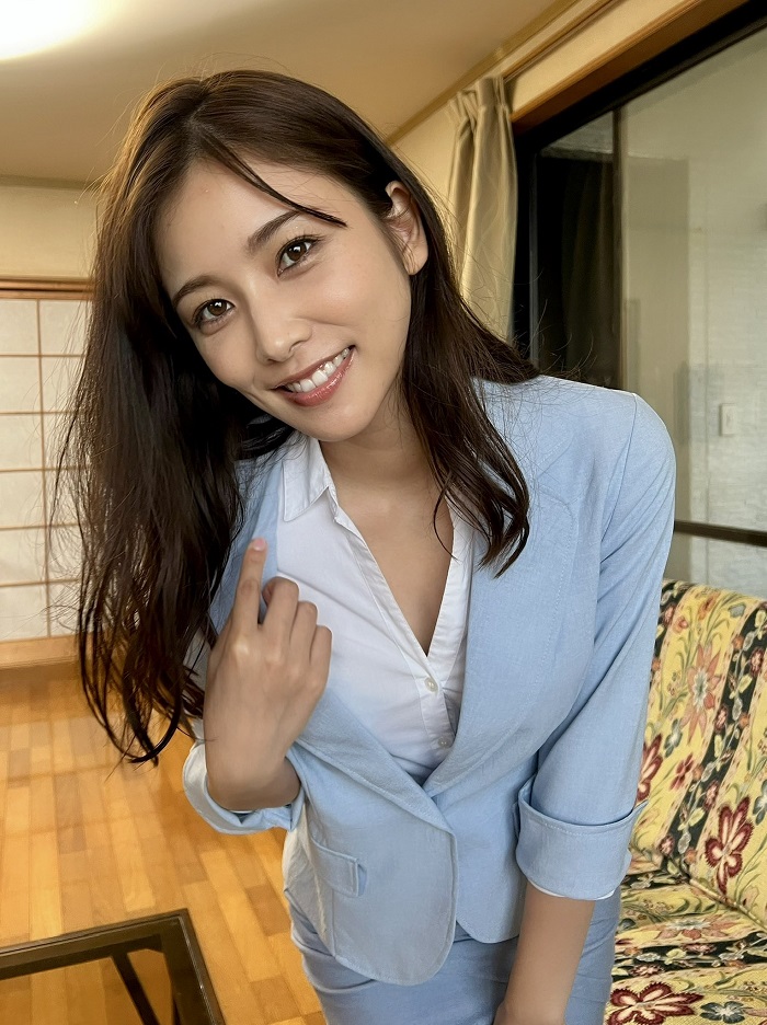 江藤菜摘 胸 おっぱい 巨乳 グラビア エロ Eカップ 写真集