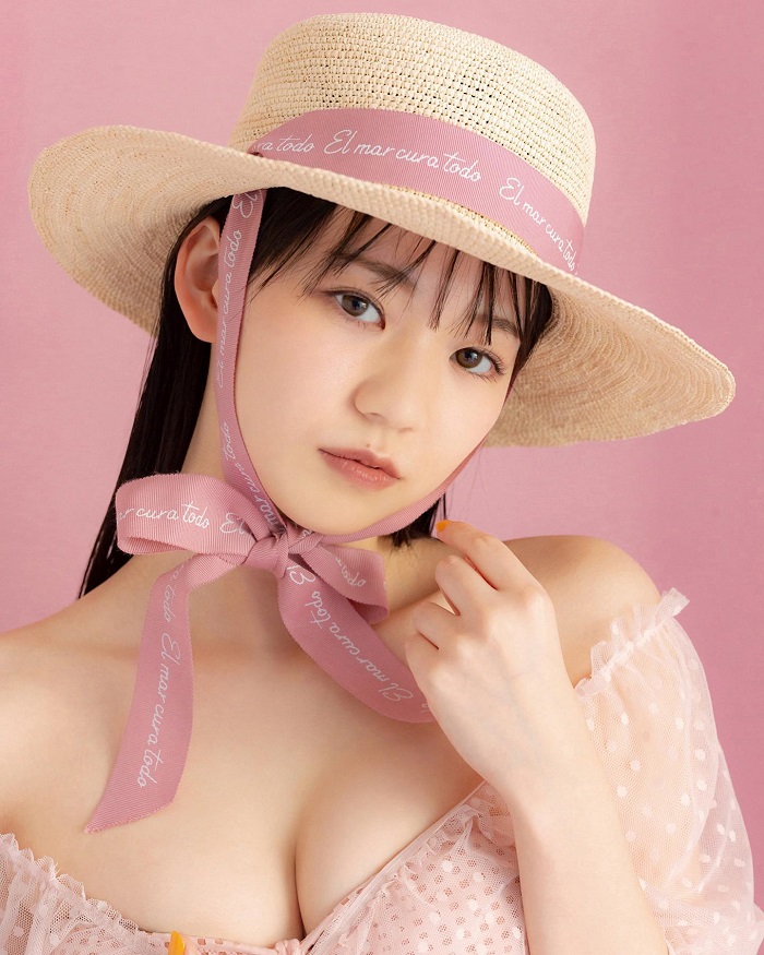 藤本沙羅 胸 おっぱい 巨乳 グラビア エロ 写真集 インスタ ツイッター ミスマガジン2022