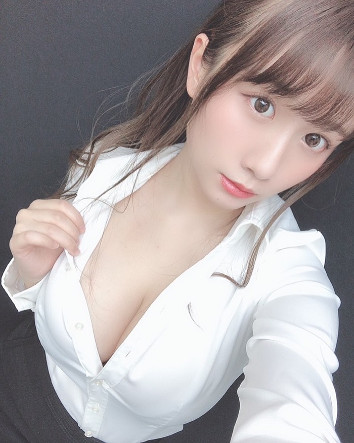 七瀬美桜 胸 おっぱい 巨乳 Hカップ グラビア エロ 写真集 イメージビデオ IV DVD インスタ twitter