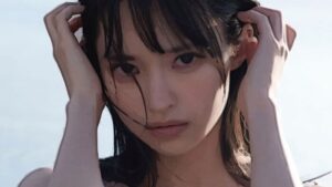【画像133枚】藤咲凪、巨乳おっぱいの胸がエロいシングルマザーの最新水着グラビア【最終未来少女】