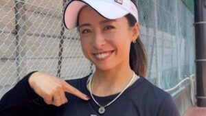 【画像12枚】園田彩乃の水着おっぱいの胸がエロ可愛い巨乳テニスプレーヤー