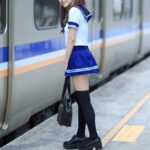 【画像】ホームにとんでもね乳房のJKいたｗｗｗｗｗｗｗｗｗｗｗ