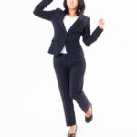 【画像】パンツスーツの女、お尻が窮屈そうｗｗｗｗｗｗｗ