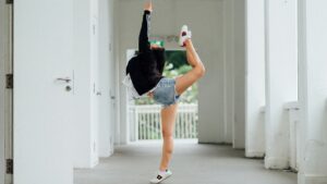 【画像】ダンス部の新入生のおっぱい、あまりにもエロすぎるｗｗｗｗ