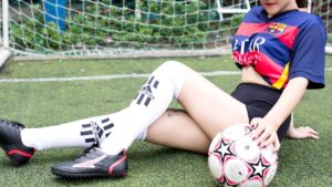 【画像】サッカーアイドルちゃんのおっぱいがパンパンｗｗｗｗｗｗｗｗｗｗｗｗ