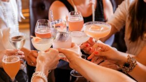 【画像】三軍の女子会、悲惨すぎるｗｗｗｗｗｗｗｗｗｗｗｗｗｗｗ