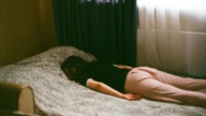 【画像】妹の寝相がエロいｗｗｗｗ