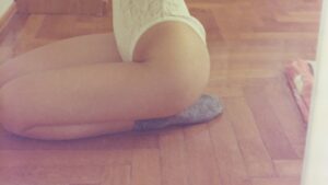 【画像】現役女子大生のお天気リポーターの白ビキニ姿！！！