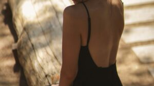 【画像】王林ちゃん、突然ほぼ全裸にｗｗｗ