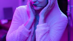 【画像】ロシアのヲタク女子さん、性的過ぎるｗｗｗ