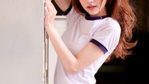 【画像】体操服姿のこのJKたちと一年中ハメまくりたい