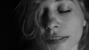 【画像】イキ果てた女の顔ｗｗｗ