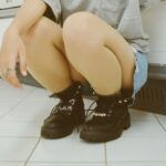 【画像】尻穴にビーズ挿れたままの美女、コンビニに現れるwww