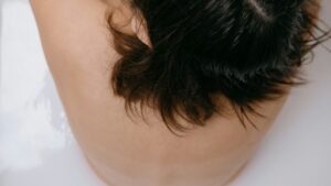【画像】全裸の生尻エロすぎｗｗｗ