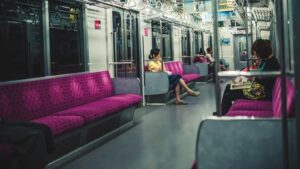 【画像】電車でとんでもなくエロいOL寝てて草ｗｗｗｗｗｗｗｗｗｗｗｗｗｗ